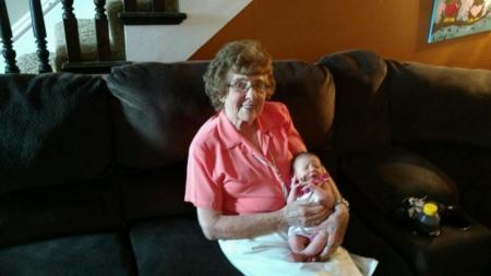 Grandma-Welcomes-Her-86th-Great-Grandchild-At-The-Age-Of-86-on-HWN-WONDERS